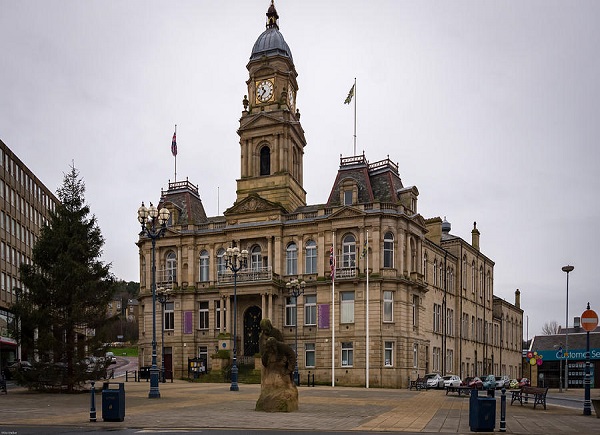 Cheap Train Tickets to Dewsbury